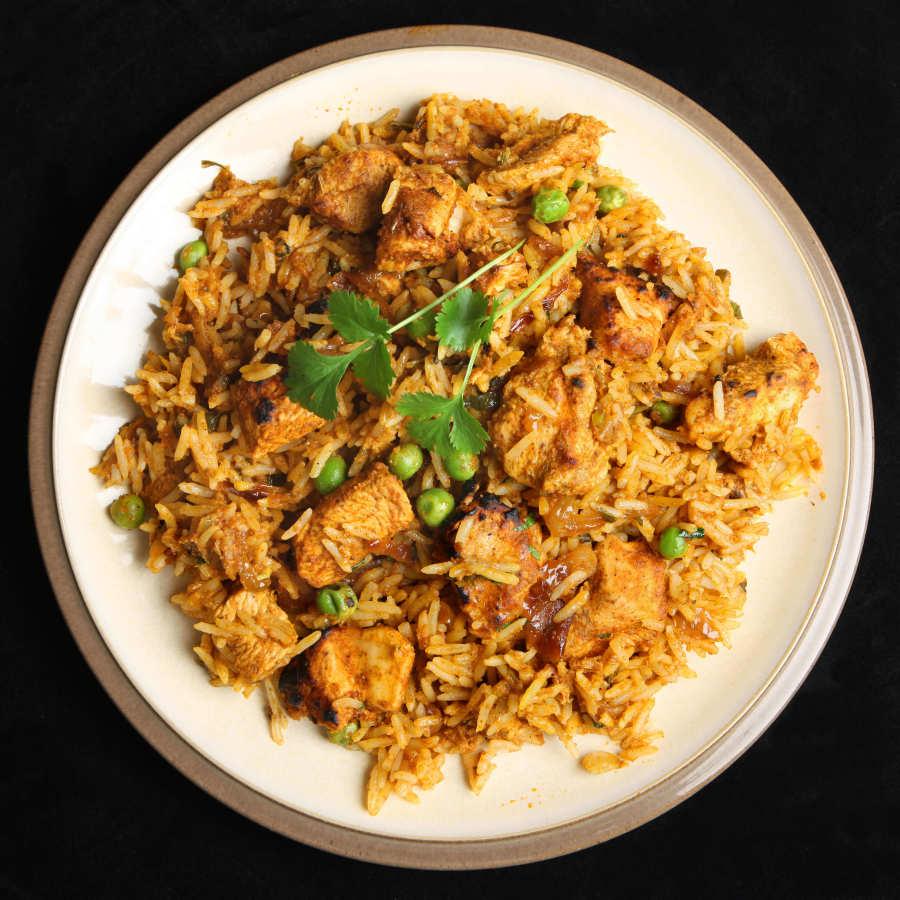 Spicy and fragrant Indian chicken biryani dish