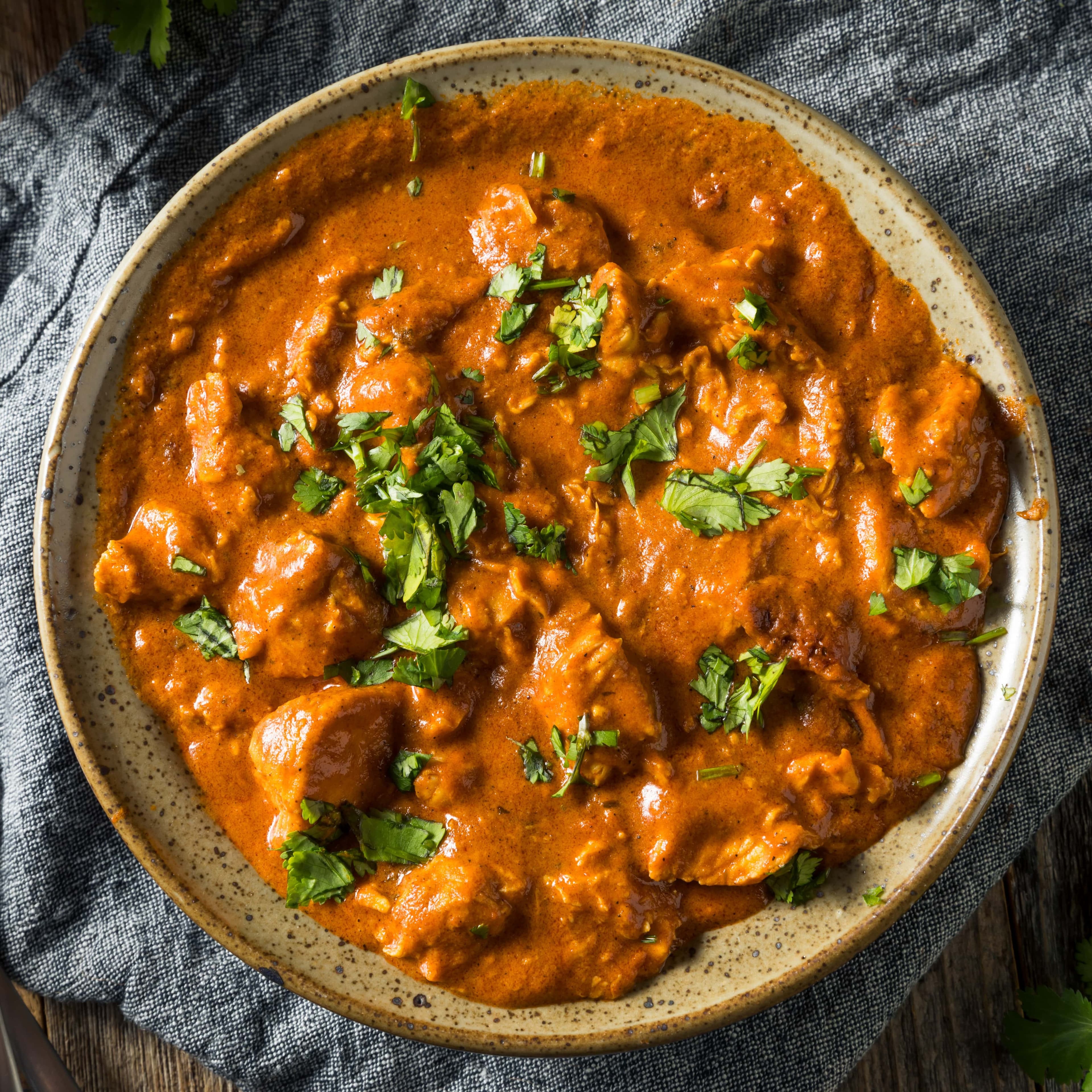 Experience the bold flavours of India with our chicken tikka recipe. Tender chicken, aromatic spices, a culinary delight!